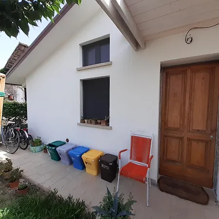 Charming Seaside Nest