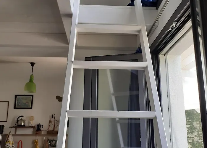 Charming Seaside Nest