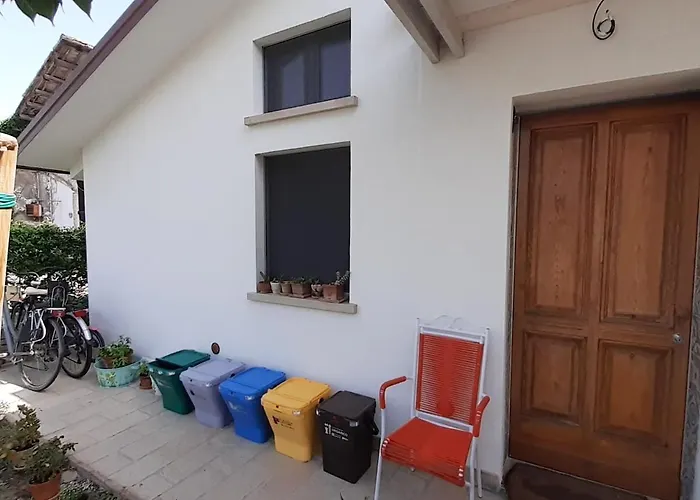 Charming Seaside Nest