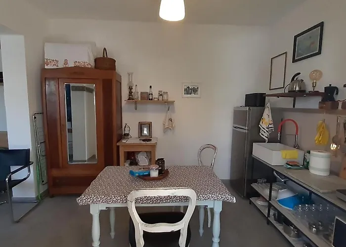 Charming Seaside Nest