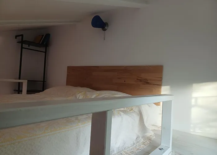 公寓 Charming Seaside Nest *